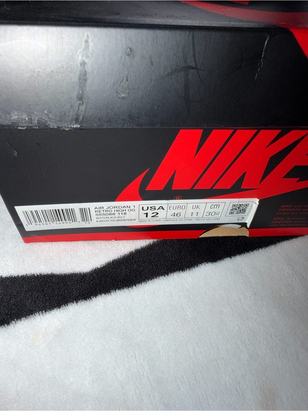 Nike Air Jordan 1 Retro High OG Royal Toe Men’s Size 12 With Box - Picture 3 of 3